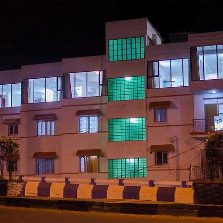 Megacity Inn Kolkata Luaran gambar